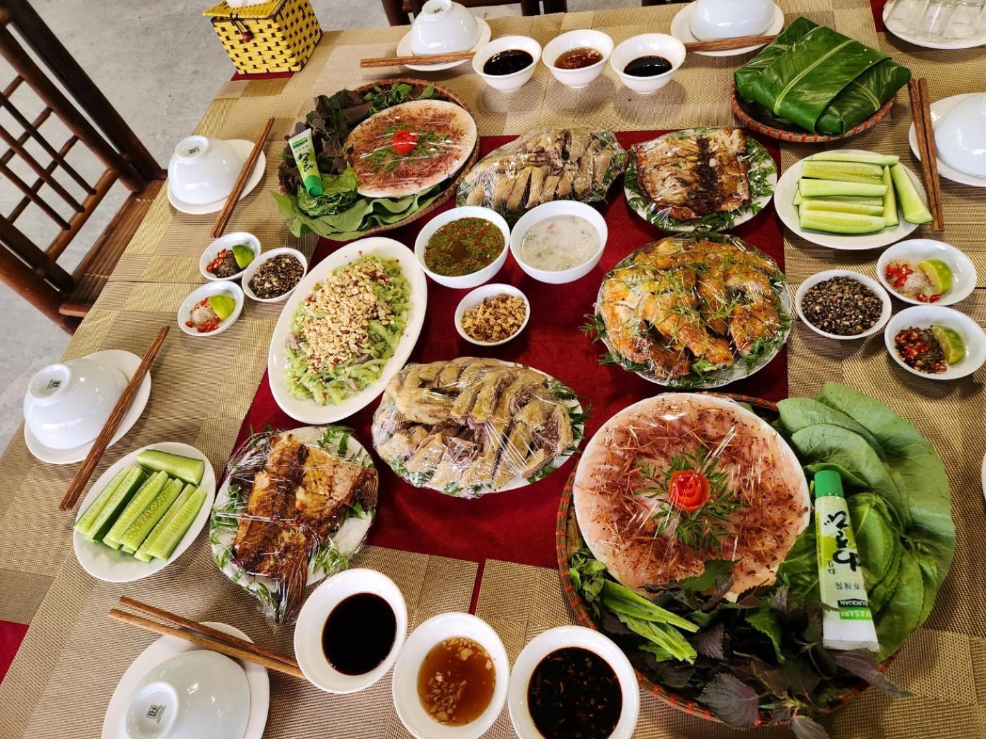 Dong Que Homestay-Tours-Motorbike, Car Rental, Hiking Ha Giang Exteriör bild